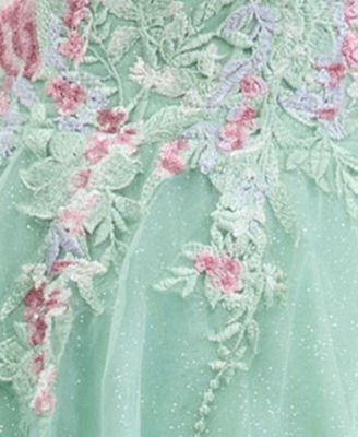 Juniors' Embroidered Appliqu&eacute; Mesh Gown 