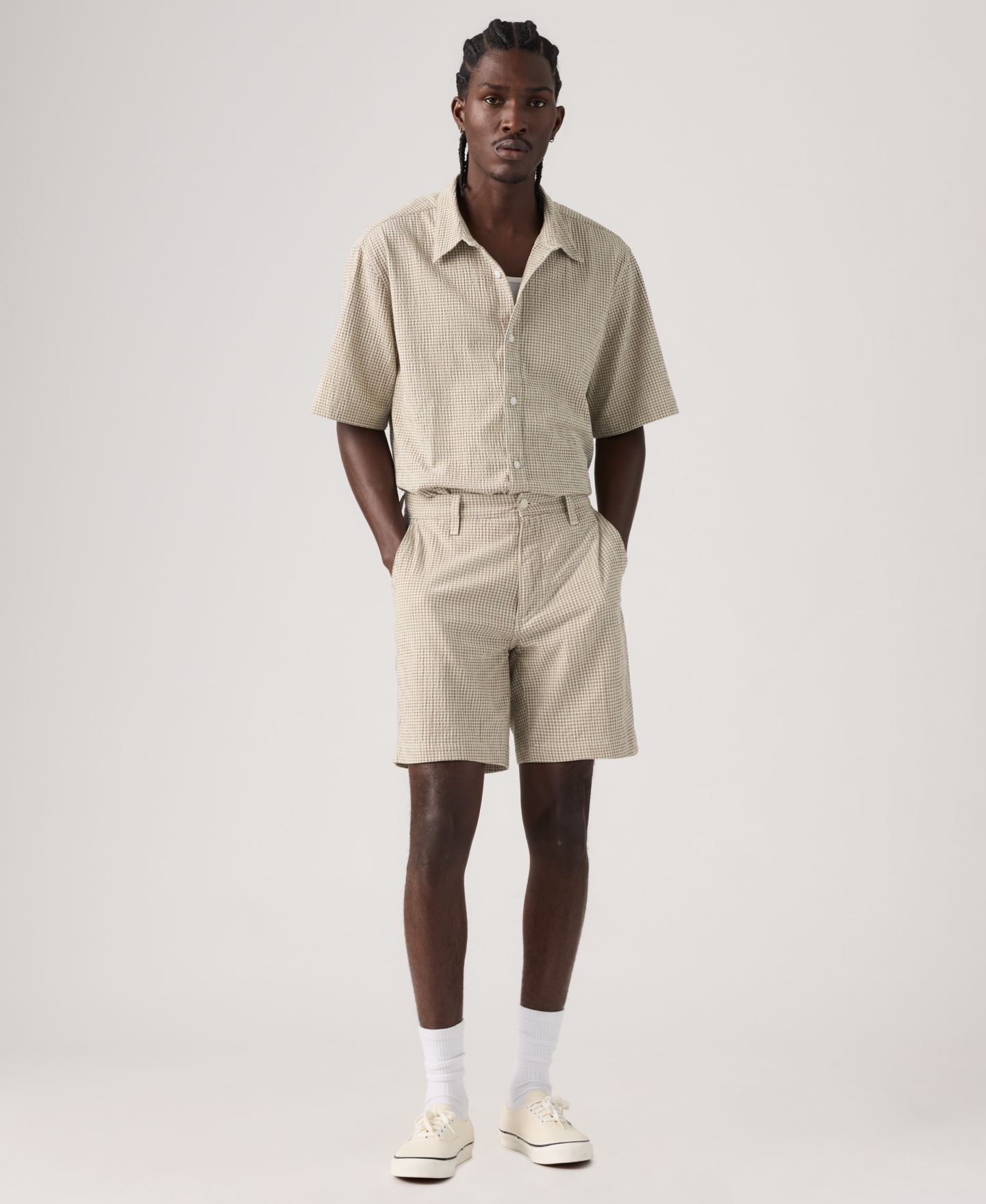 Мужские шорты Levi's Premium Authentic Regular-Fit 8" Chino, цвет: Бежевый — фото 1