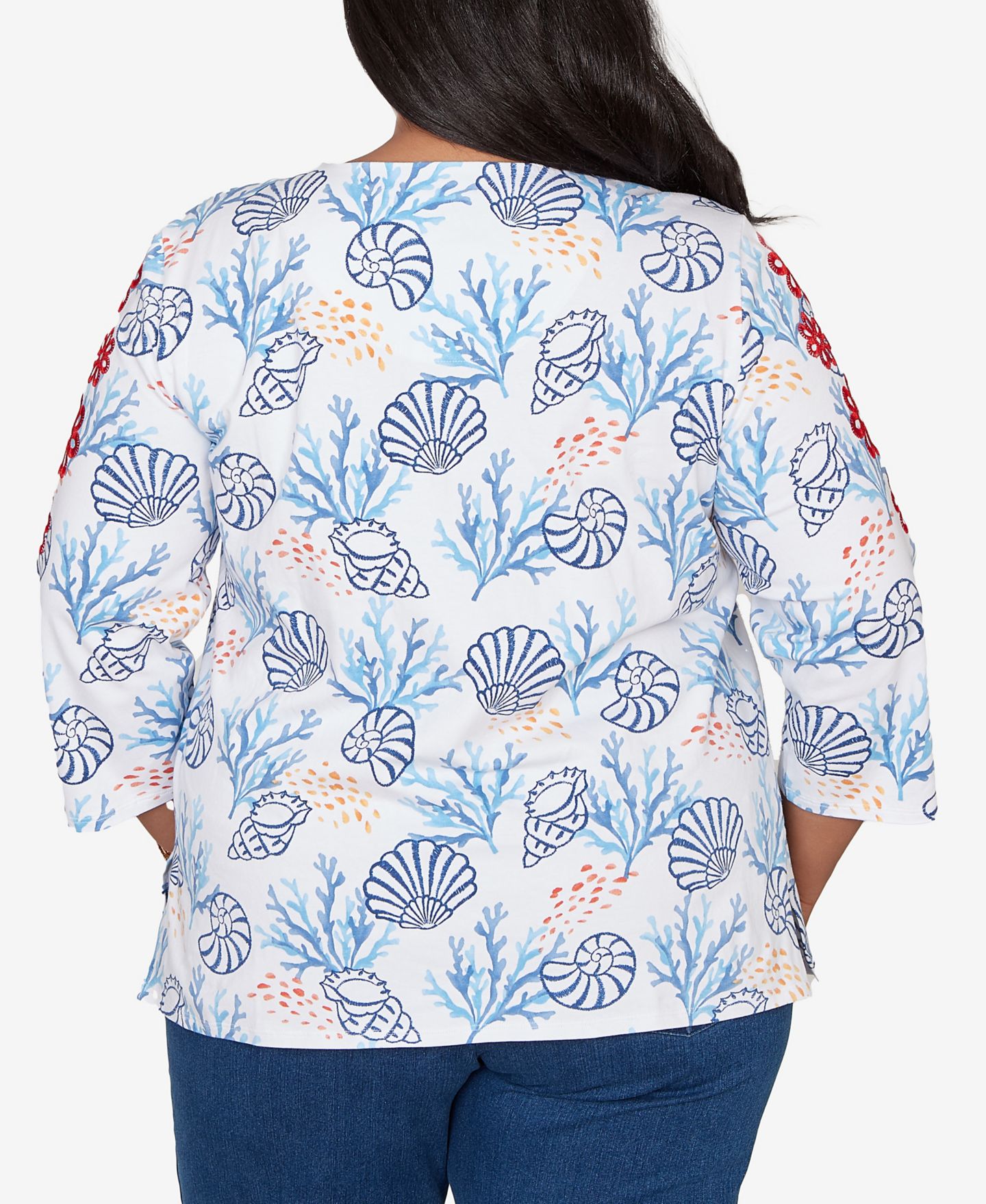 Женский топ Alfred Dunner Plus Size Port Side Shell Print Embroidered, цвет: Синий разноцветный — фото 6