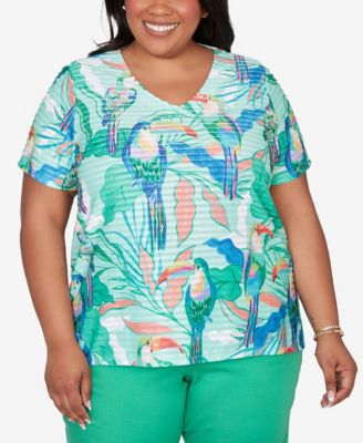 Plus Size Resort Living Toucan Textured Short-Sleeve Top