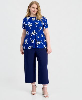 Plus Size Tulip-Sleeve Knit Top