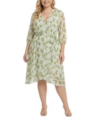 Plus Size 3/4 Sleeve V-Neck Belted Chiffon Dress
