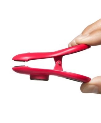 Good Grips Magnetic 4-Pack All-Purpose Clips