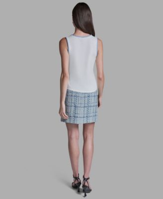 Women's Scoop Neck Sleeveless Knit Top