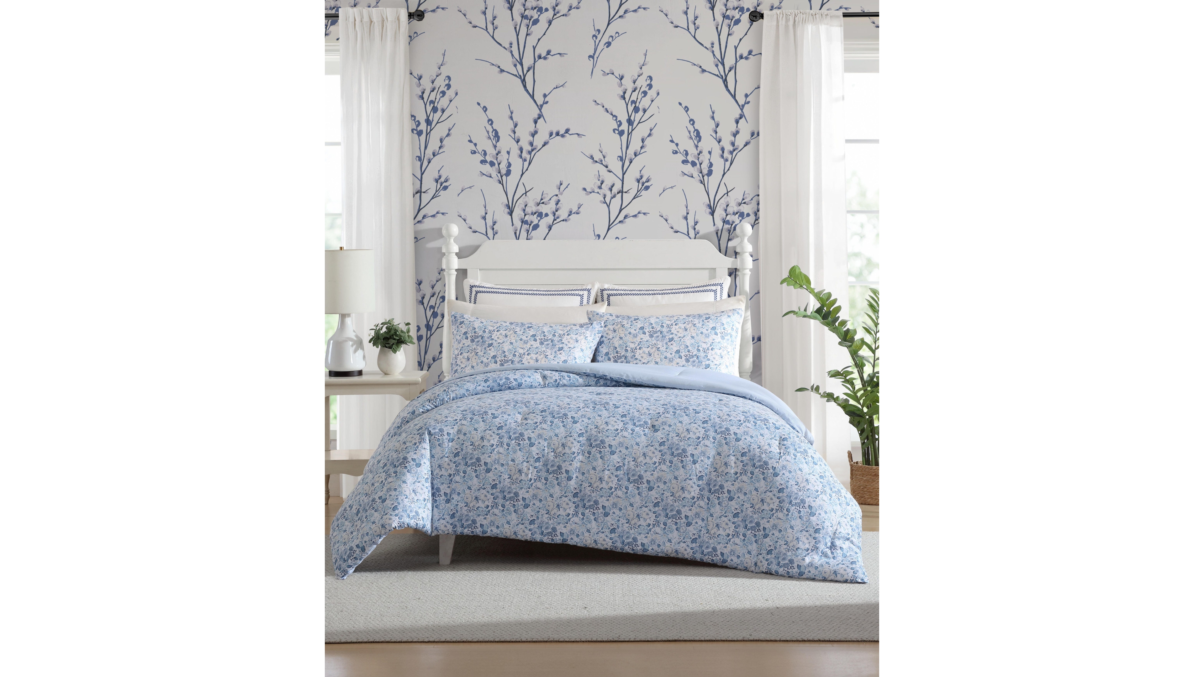 Laura Ashley Quartet Reversible 3-Pc. Comforter Set, King