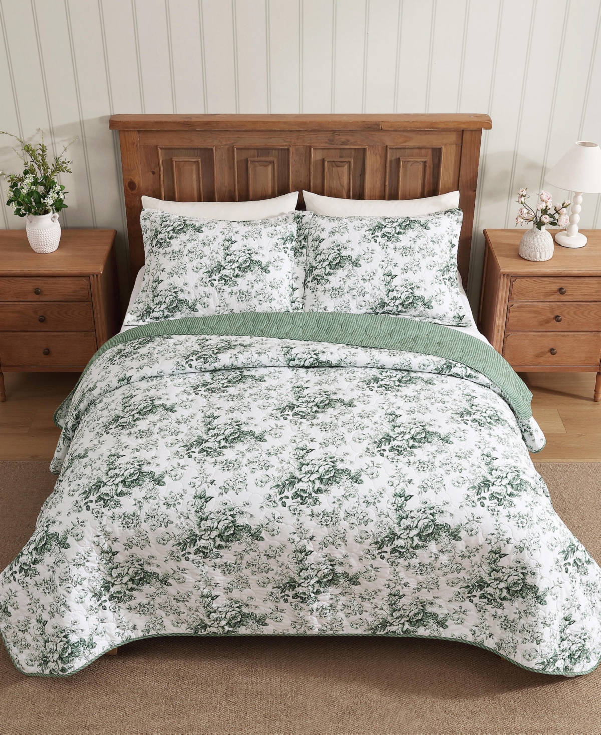 Laura Ashley Toile Delight Reversible -Pc. Quilt Set