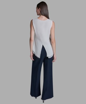 Women's V-Neck Lace Detail Pull-On Top