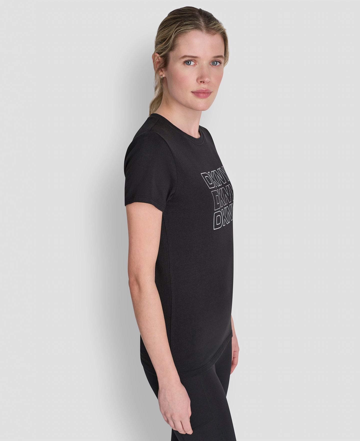 Женская футболка DKNY Sport Triple Rhinestone Foil Logo, цвет: Чёрный — фото 3
