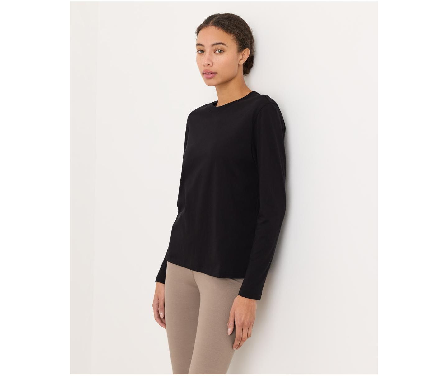 Женская футболка Pact Organic Cotton Softspun Essential Crewneck Long Sleeve, цвет: Чёрный — фото 4