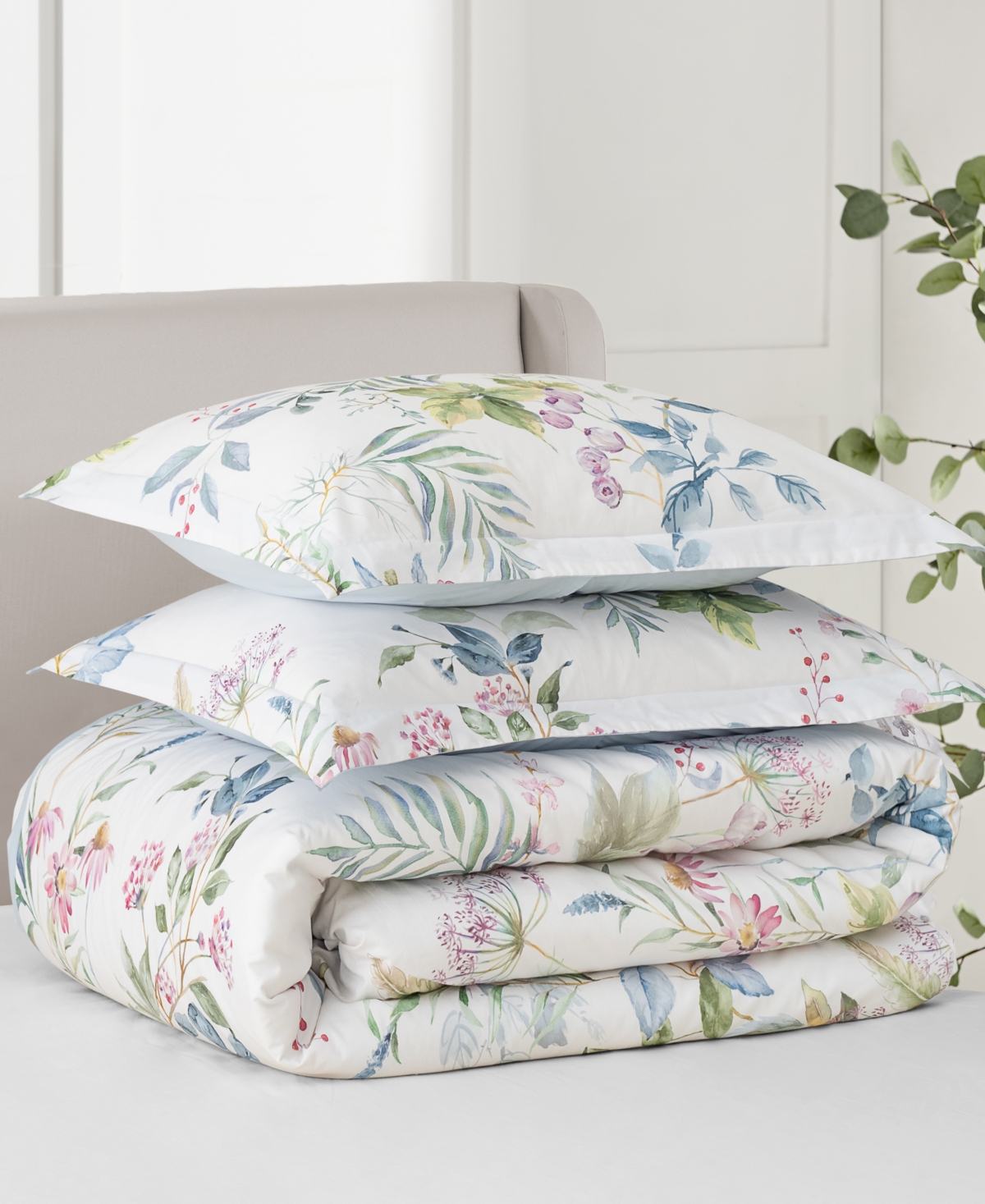 Levtex Home Seraphine Blooms Reversible -Pc. Comforter Set