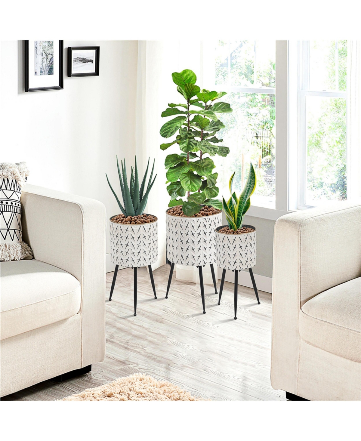 LuxenHome Set of 3 Distressed White and Black Metal Cachepot Planters with Legs