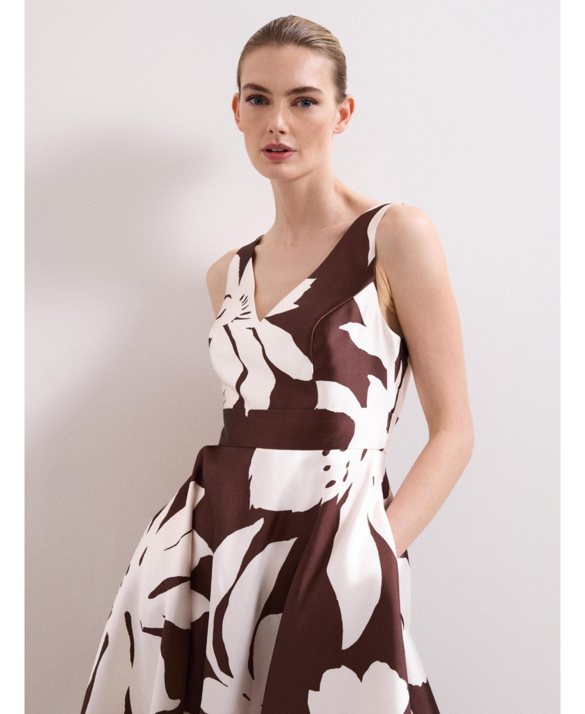 Phase Eight Women's Delicia V-Neck Print Dress