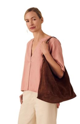 Women's Short Sleeve V-Neck Dipped Hem Blouse