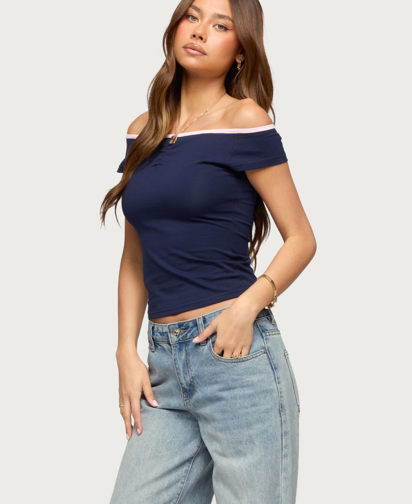 Женский топ Edikted Dellah Contrast Off Shoulder, цвет: Тёмно-синий — фото 4