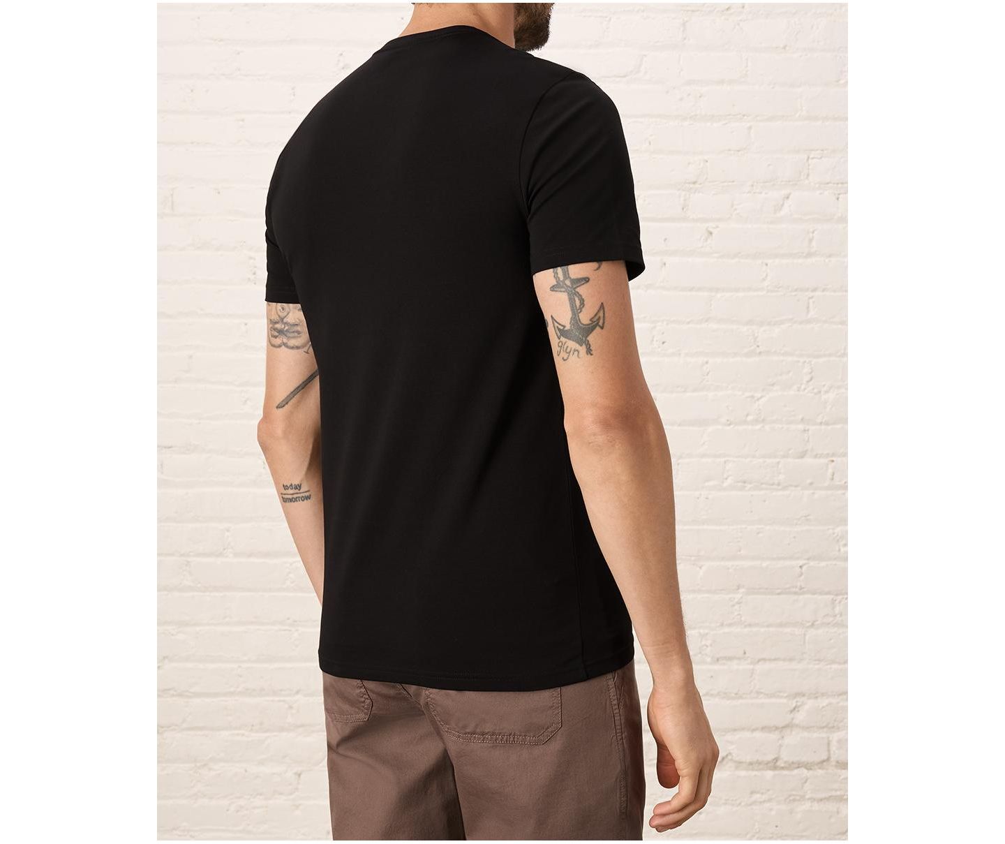 Мужская футболка Pact Luxe Signature Slim Crew Neck Tee Made With Organic Cotton, цвет: Чёрный — фото 4