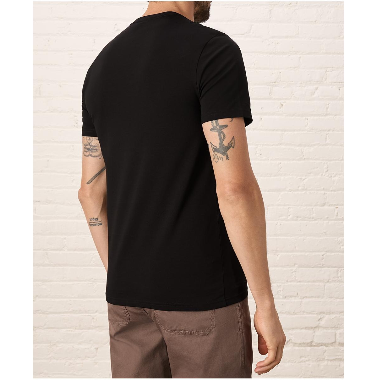 Pact Men's Luxe Signature Slim Crew Neck Tee Made With Organic Cotton