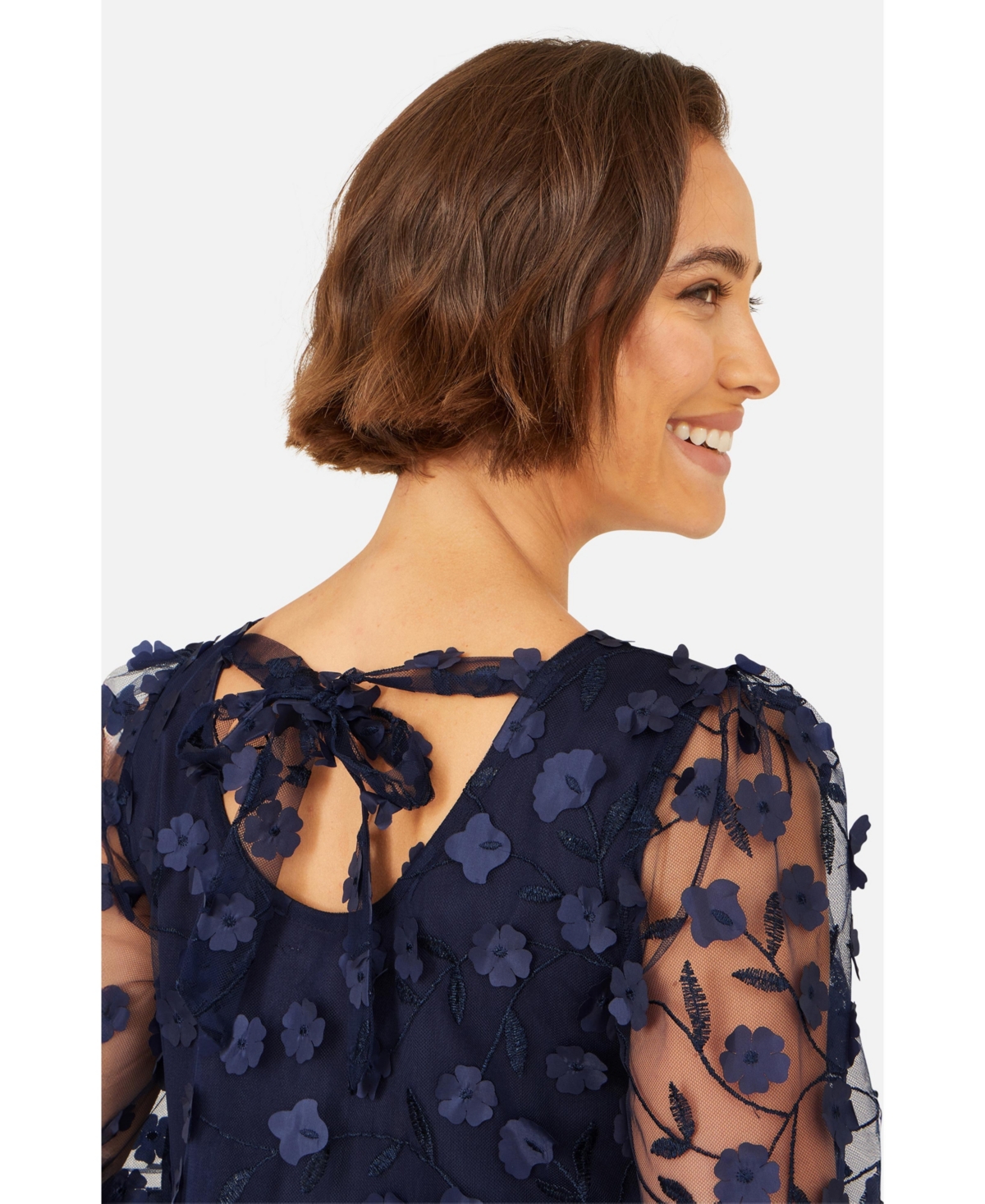 Yumi Women's Long Sleeve Floral Applique Tunic Dress