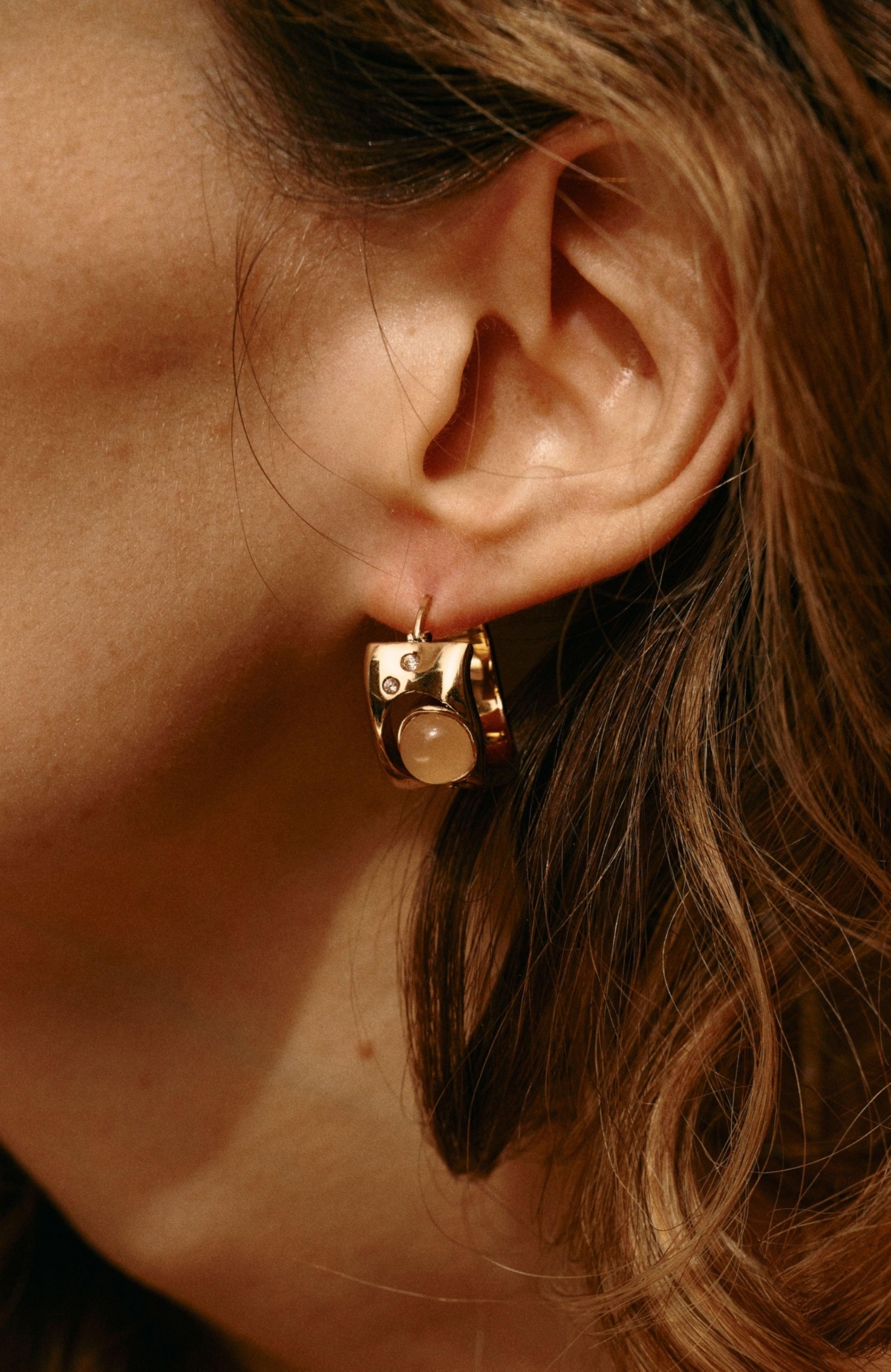 Retro Chic Dawn Light Hoop Earrings