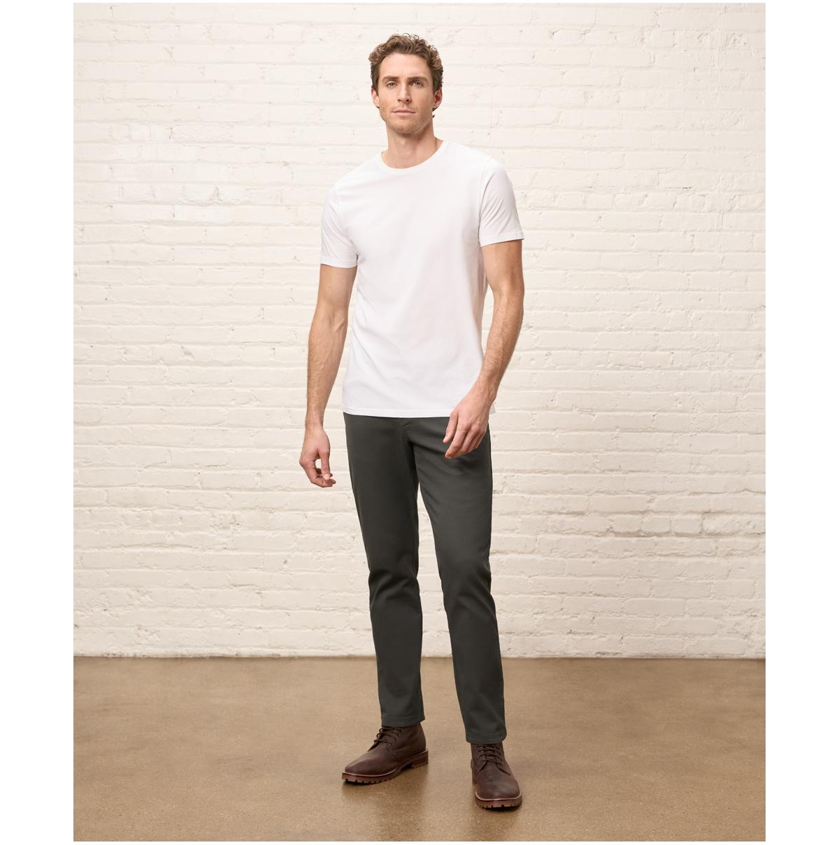 Pact Men's Organic Cotton Essential Crewneck Tee