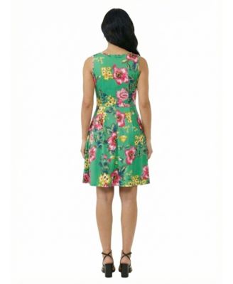 Petite Floral Pleated Pocket Fit & Flare Dress