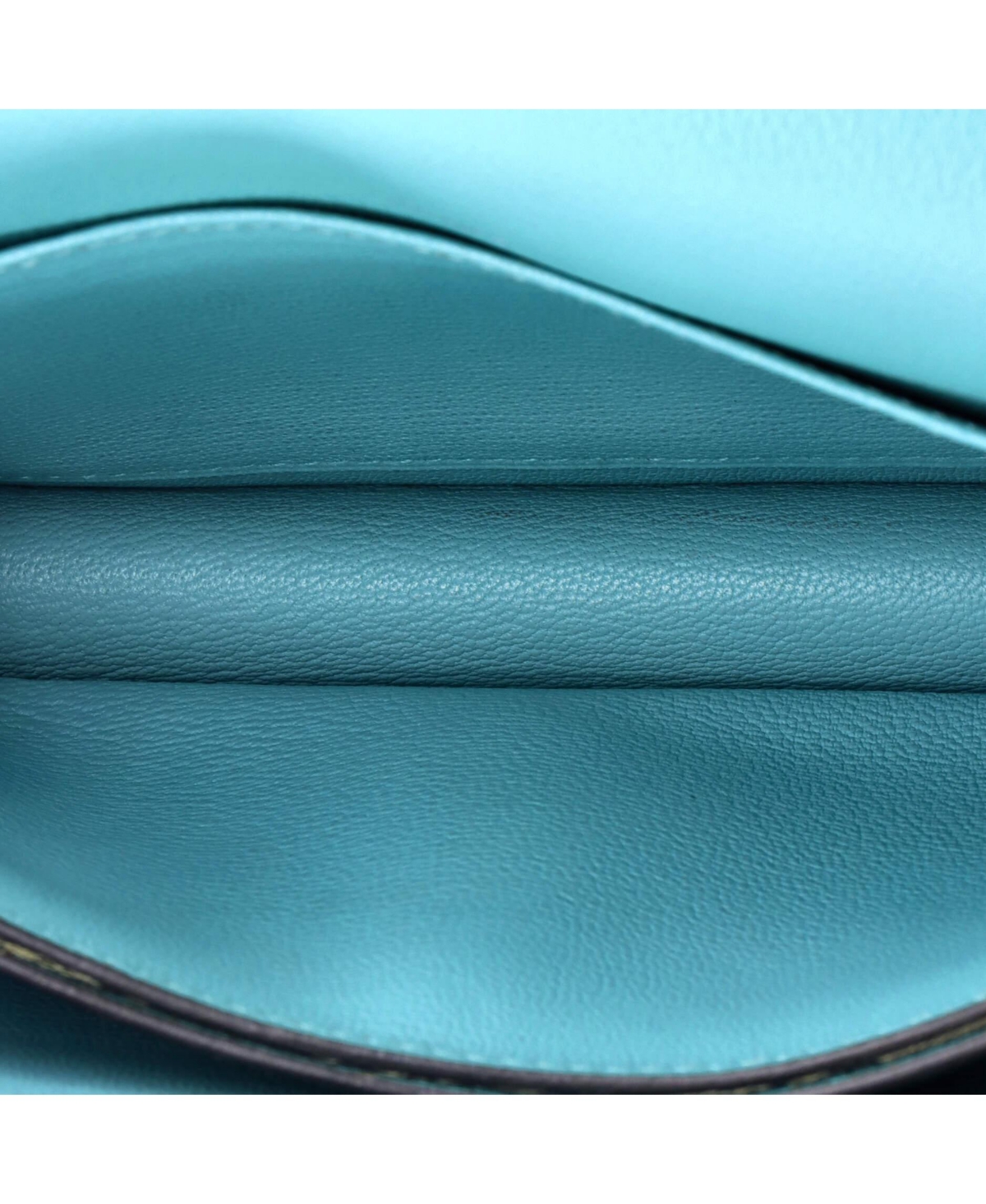 Pre-Owned HERMES 18 Roulis Bag Evercolor