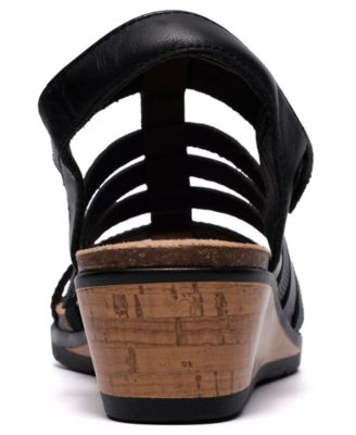 Women's Kacha Step Round Toe Sandals