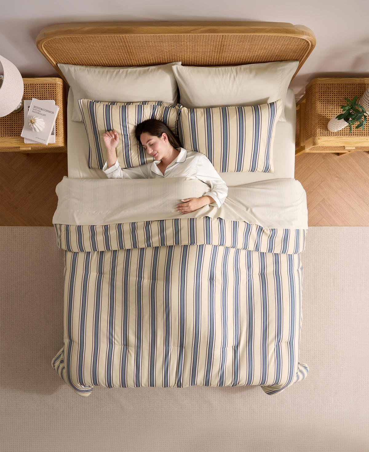 Nestl Luxury Soft Modern Striped Design -Pc. Comforter Set