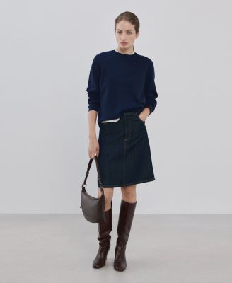 Women's Round-Neck Knitted Sweater