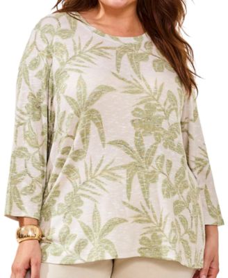 Plus Size Inclusive 3/4-Sleeve Crew Neck Top