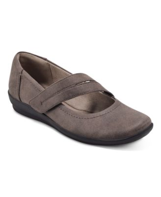 Women's Aranza Mary Jane Flats