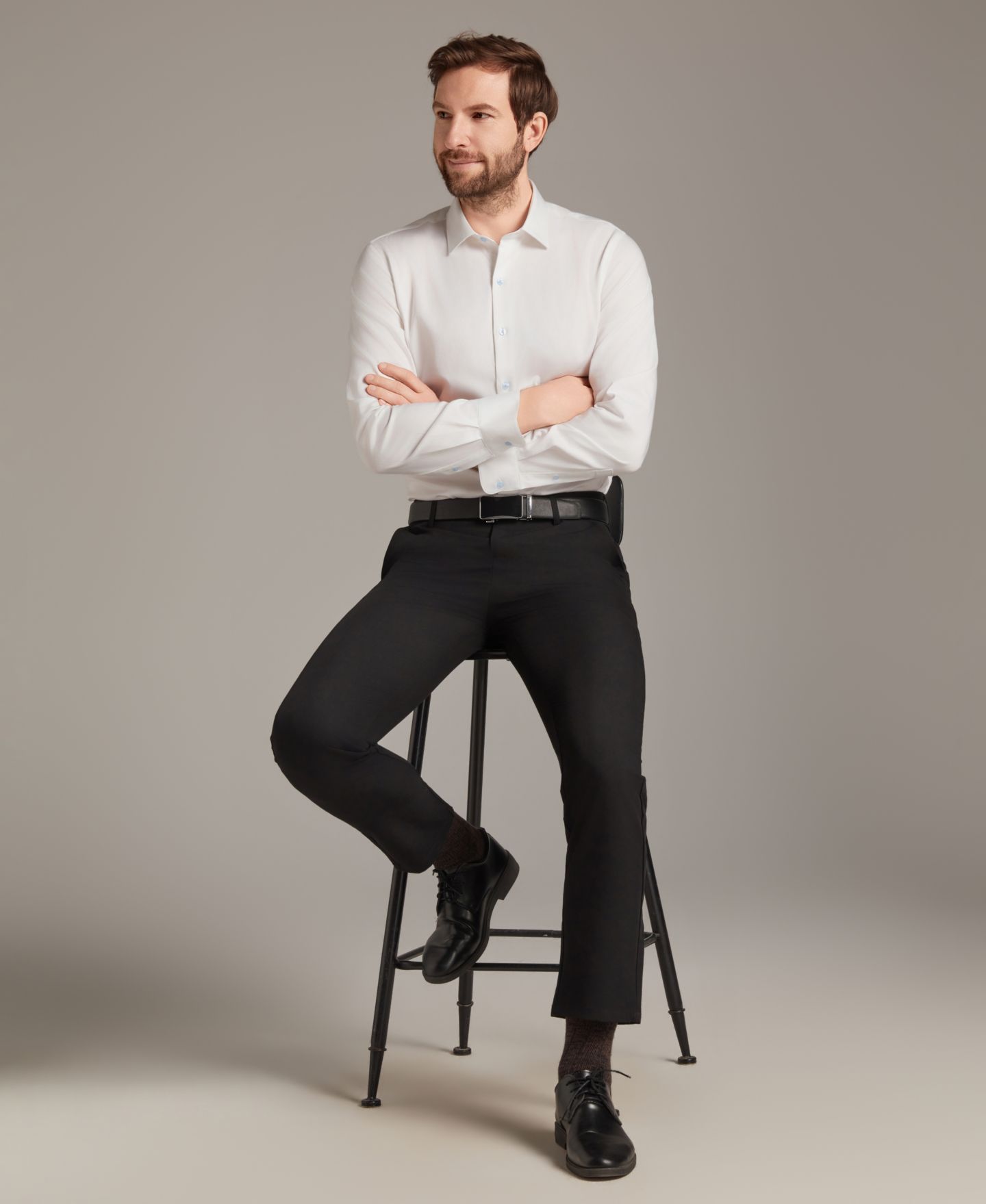 Мужская рубашка Bar III Sateen Solid Contrast Buttons Dress Shirt, цвет: Белый / Индиго — фото 8
