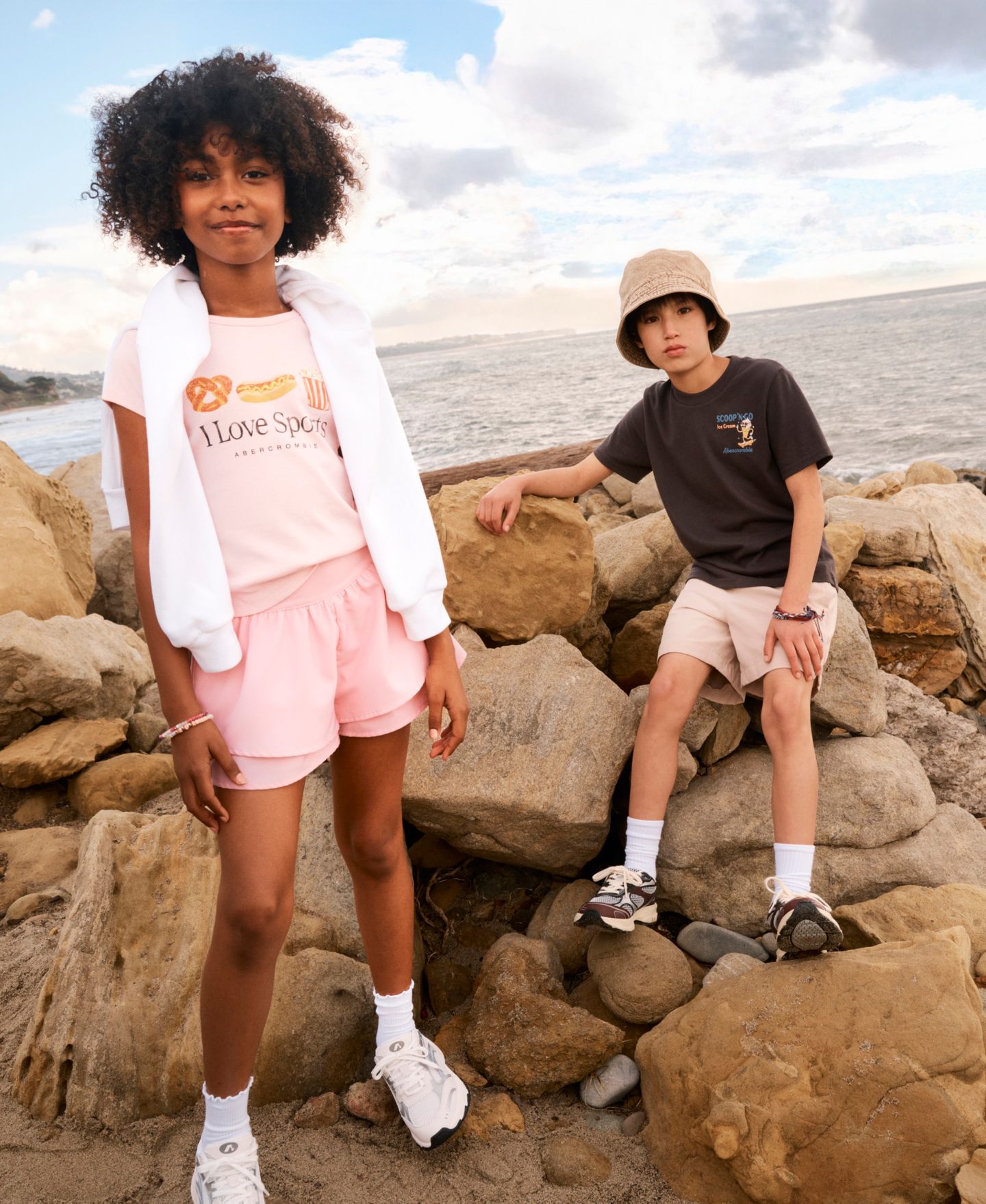 Футболка abercrombie kids Sports Baby Crewneck T-Shirt для девочек, цвет: Меловой розовый — фото 5