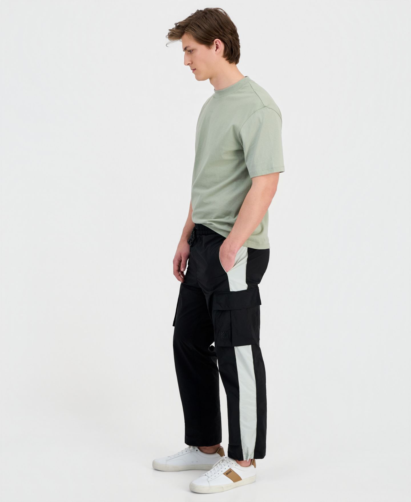 Мужские брюки Hugo Boss Colas Cargo, цвет: Чёрный — фото 4