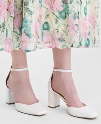 Women's Dalliie Square Toe Heels