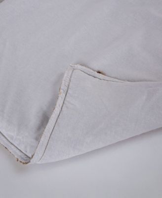 Chesney Silk Decorative Pillow, 22" x 22"