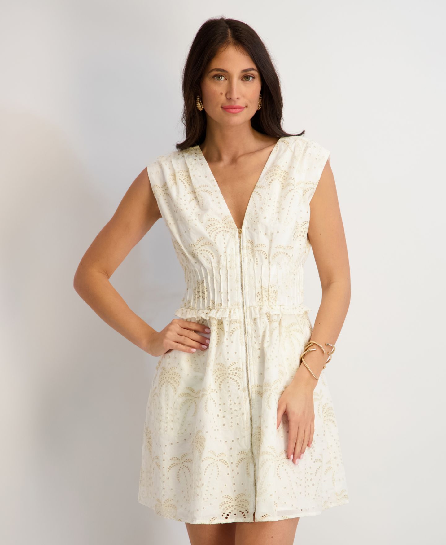 Женское платье Kensie Eyelet V-Neck Short, цвет: Белый / Бежевый — фото 3