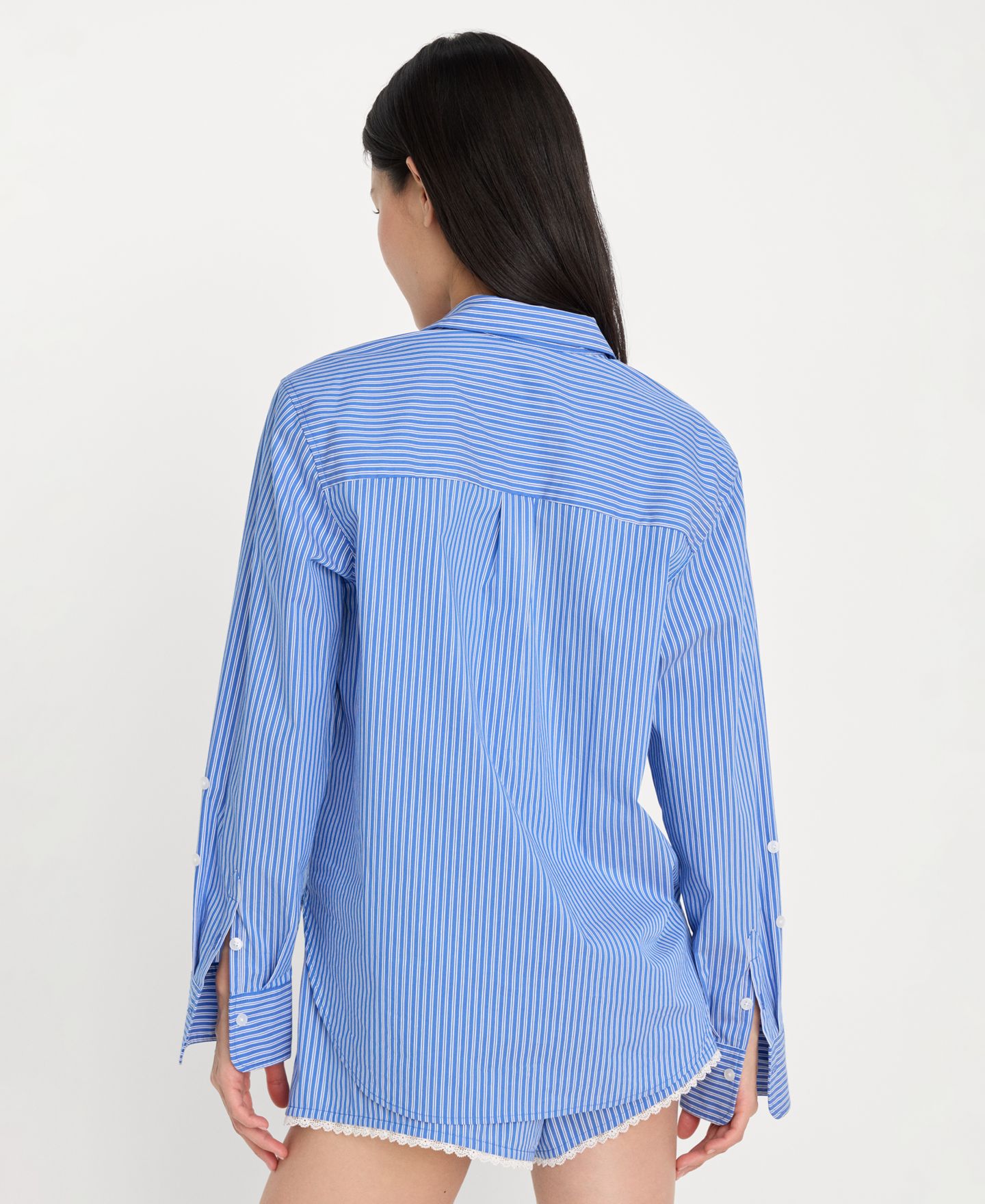 Женские комплекты Good American Classic Boxy Shirt With Sleeveless Cami Top and Lace-Trimmed Boxer Shorts, Regular and Plus Size, цвет: Синий — фото 2