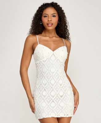 Juniors' V-Neck Sleeveless Dress