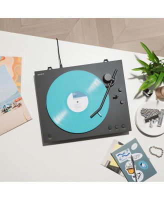 Full Auto Playback Turntable with Bluetooth.