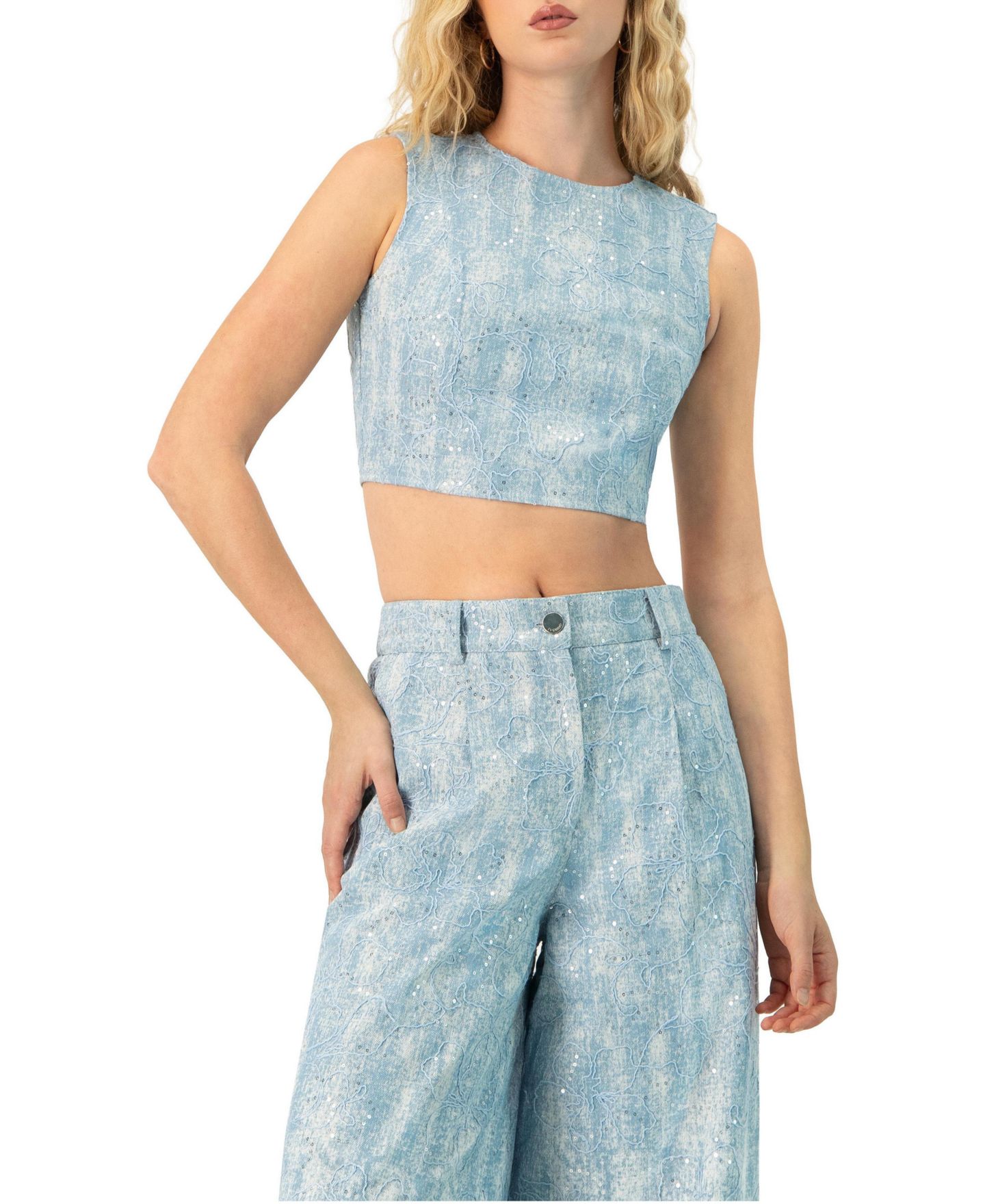 Женский топ Ivonne Sleeveless Embroidered Denim Crop, цвет: Синий — фото 1