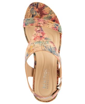 Women's Greatly Thong Almond Toe Wedge Sandals