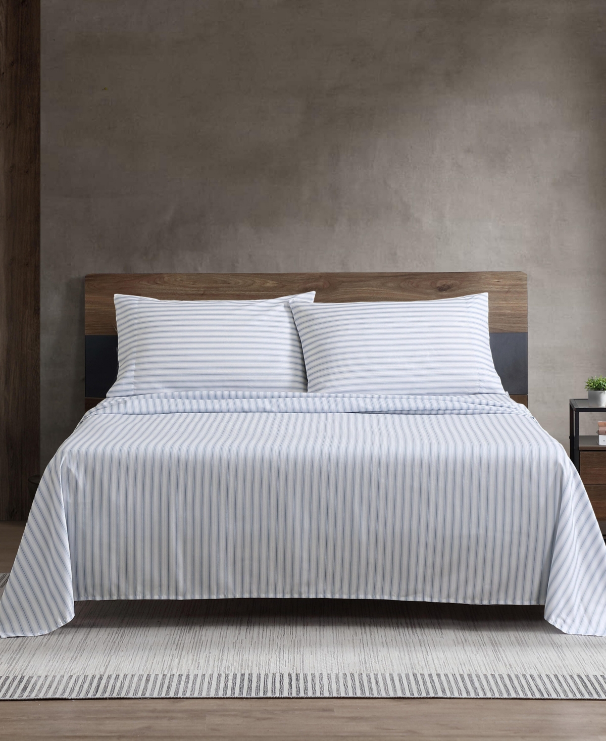 Kenneth Cole New York Arrow Stripe Microfiber 4-Pc. Sheet Set