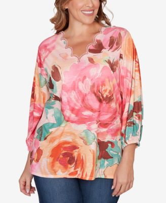 Plus Size Scalloped Neck Bold Floral Knit Top