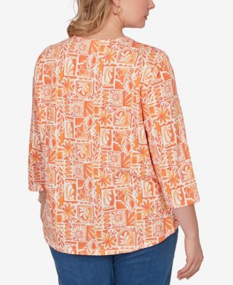 Plus Size Seashell Patchwork Knit Top