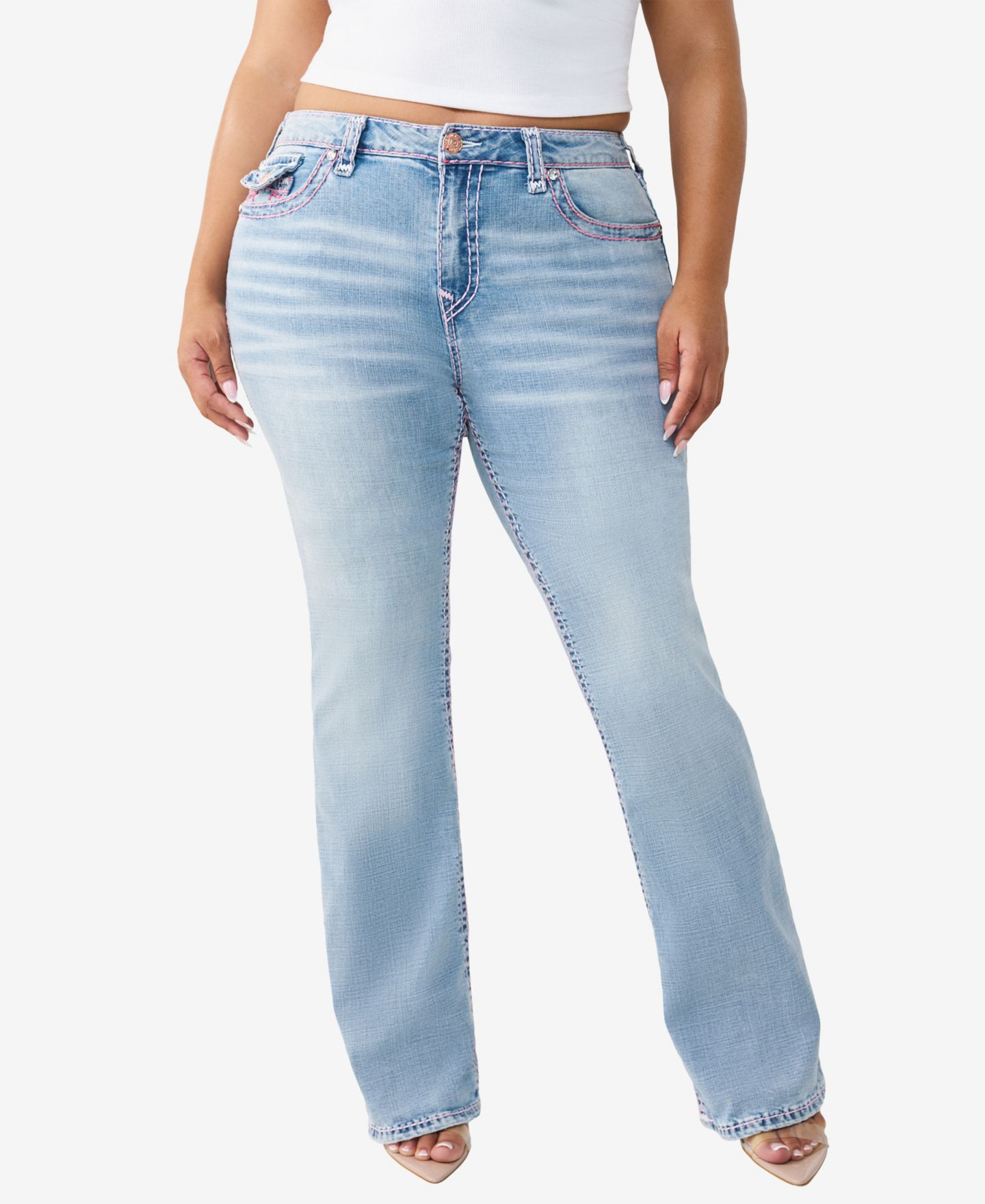 Женские джинсы True Religion Plus Size Becca Mid-Rise Bootcut Super T-Flap, цвет: Шампань сияющий — фото 1