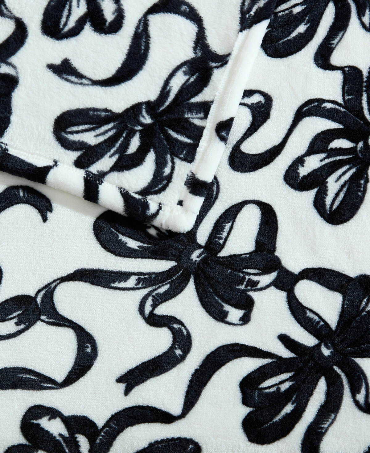 Betsey Johnson Ballet Bows Printed Plush Throw, 70" X 50"