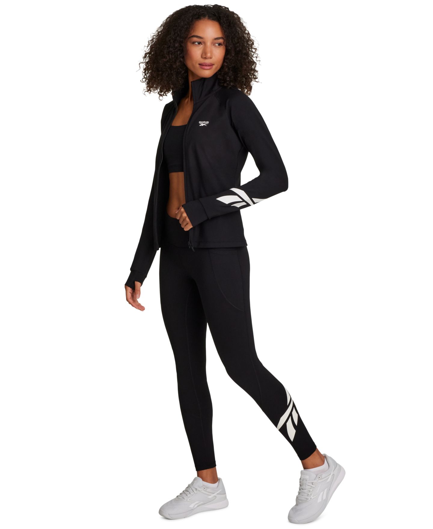 Женские брюки Reebok Mid-Rise Pull-On Body Fit Sports Track Pants, цвет: Чёрный — фото 3