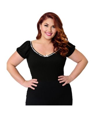 Plus Size Sweetheart Knit Top