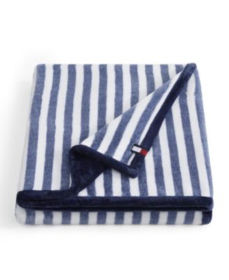 Laguna Beach Stripe Printed Plush Throw, 70" x 50"