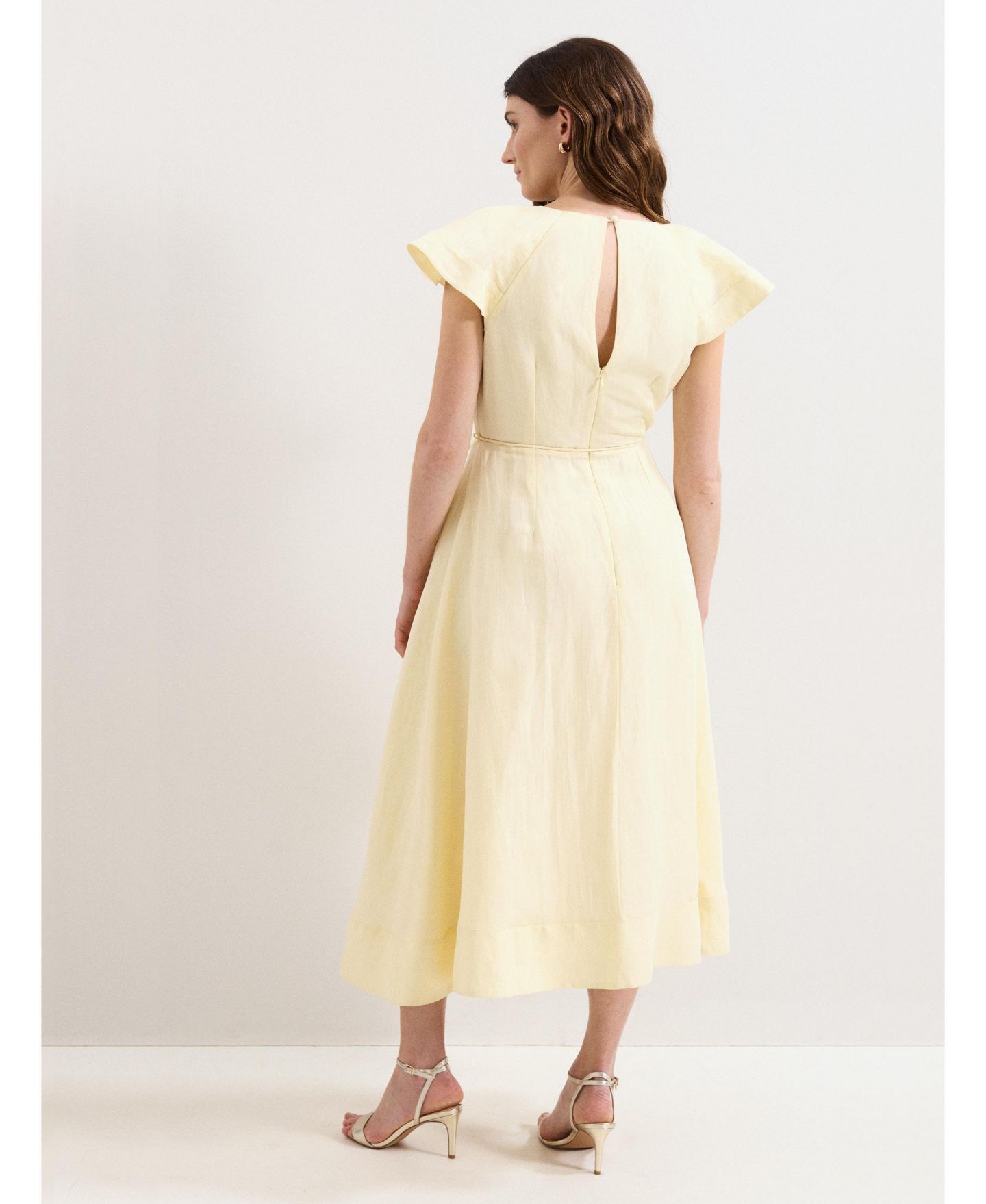 Женское платье Phase Eight Matilda Ruffle Linen Midi, цвет: Бледный жёлтый — фото 6